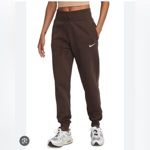 Nike Women's Sportswear Phoenix Fleece Joggers